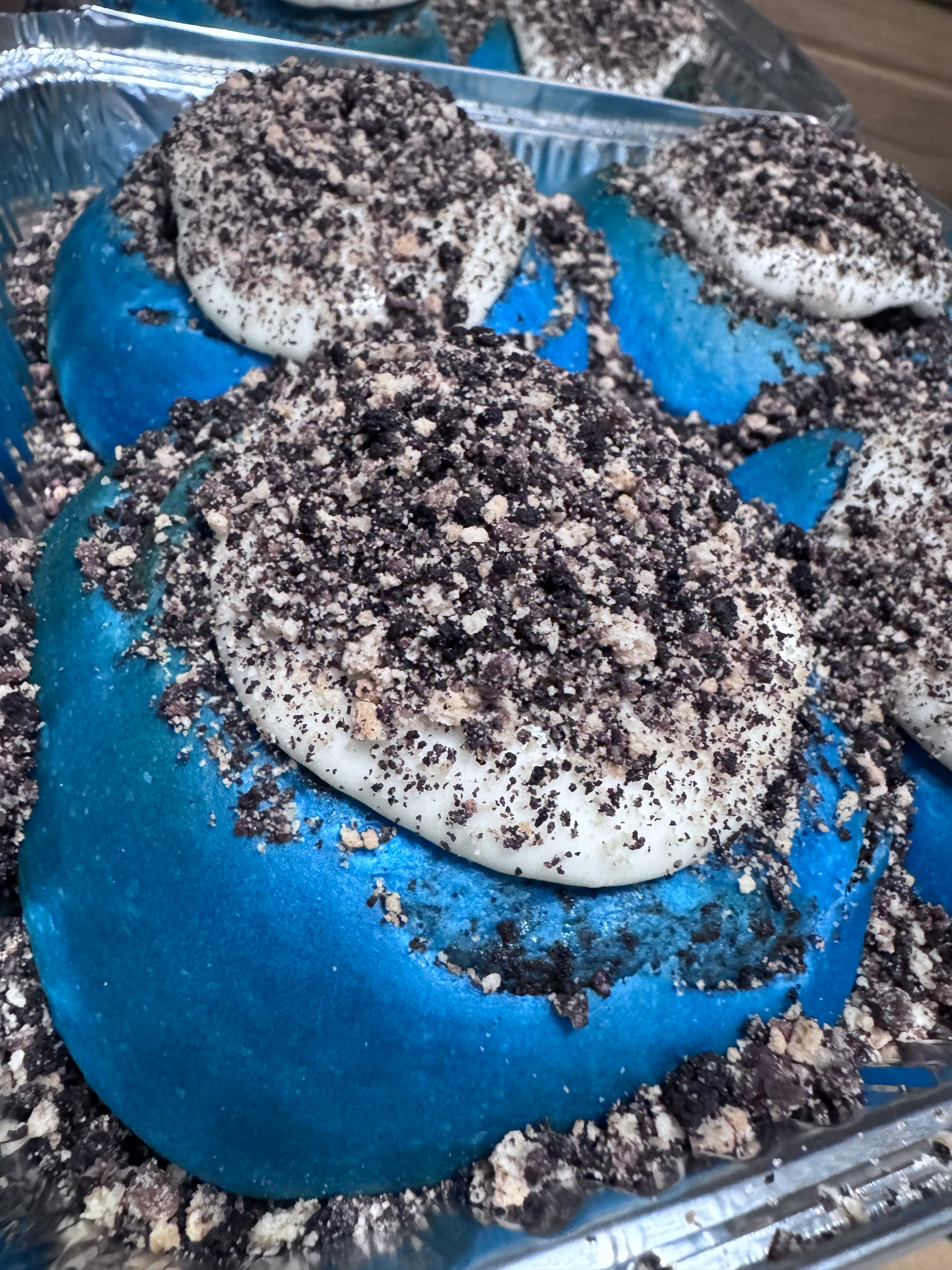 Cookie Monster Cinnamon Rolls