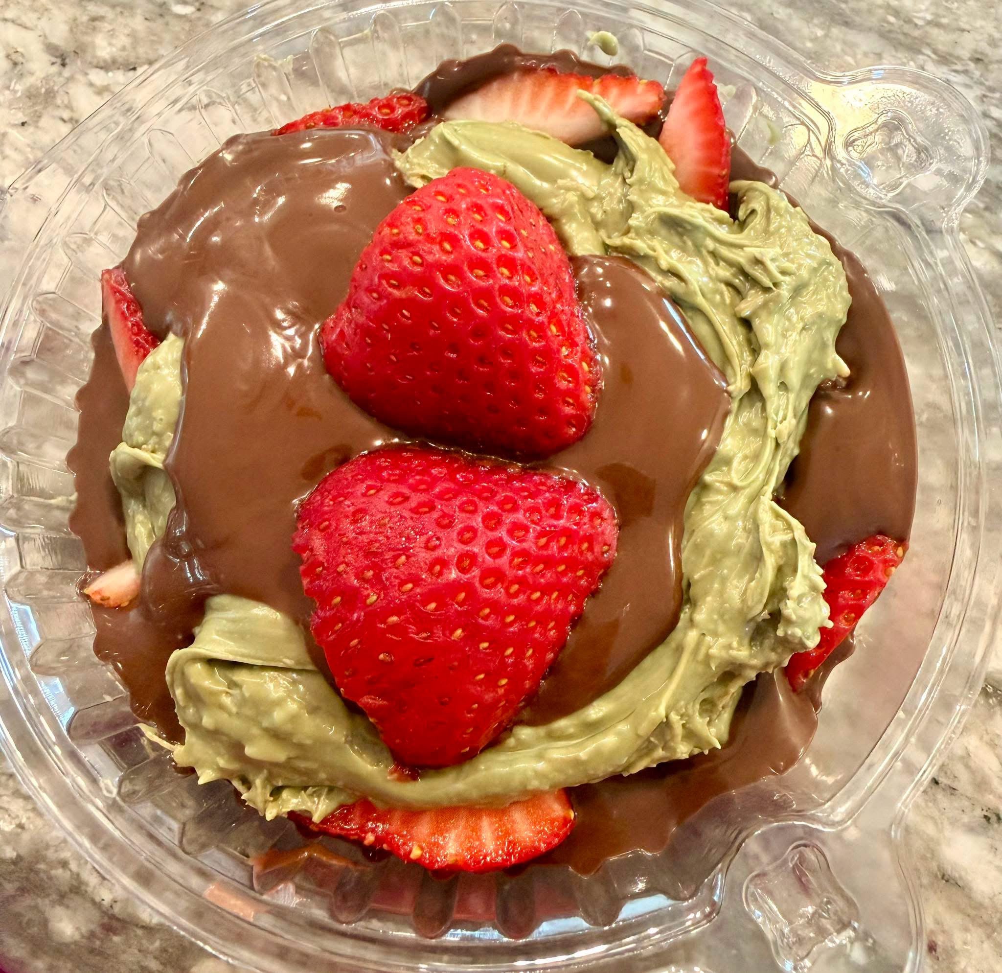 Strawberry Dubai Cup